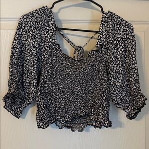 Floral Smocked Puff Sleeve Top